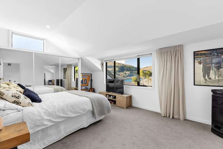 8 Elizabeth Place Kelvin Heights_16