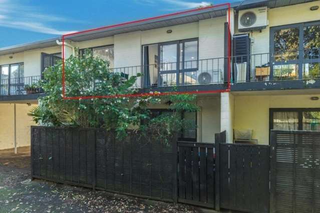 7/69a Landscape Road Mount Eden_2