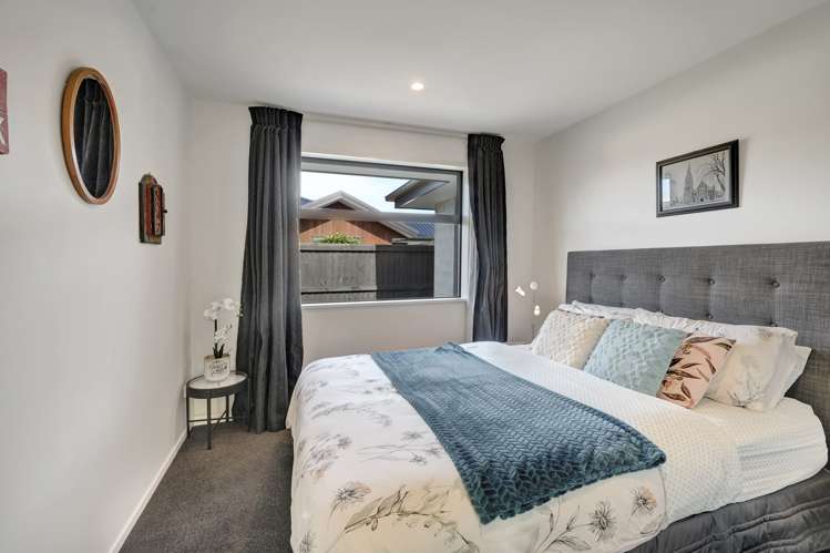 32 Shrimpton Avenue Woodend_14