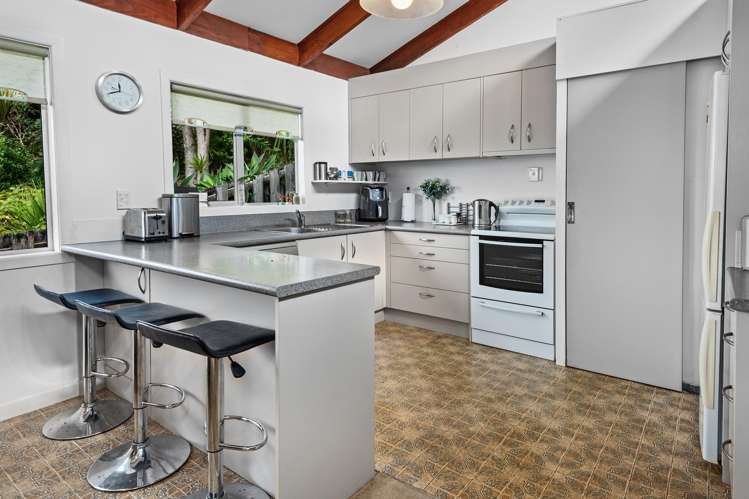130 Beach Road Onerahi_12