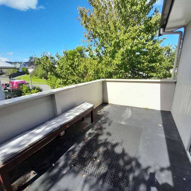 25 Hartford Crescent Totara Park_1