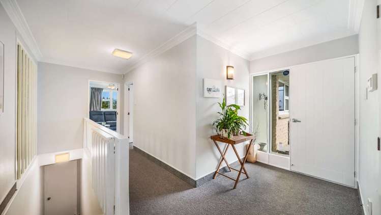 4 Parklane Place_5