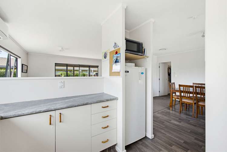 6 Alan Styles Place Greenmeadows_3