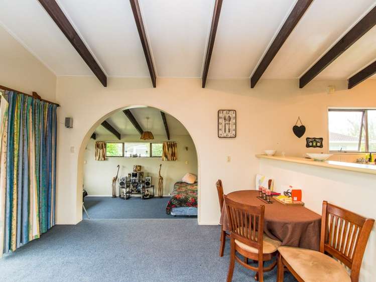 74 Devon Road Springvale_8