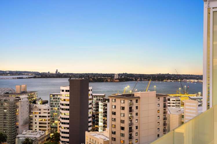 2203/10 Waterloo Quadrant Auckland Central_17