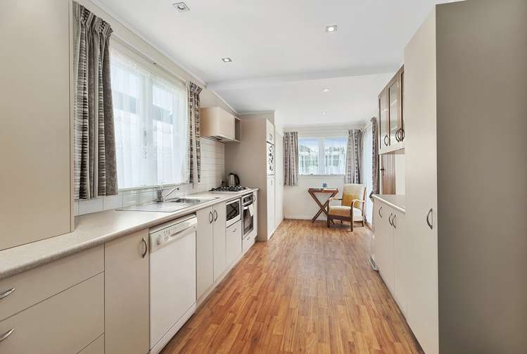 10 Bruges Avenue Miramar_10