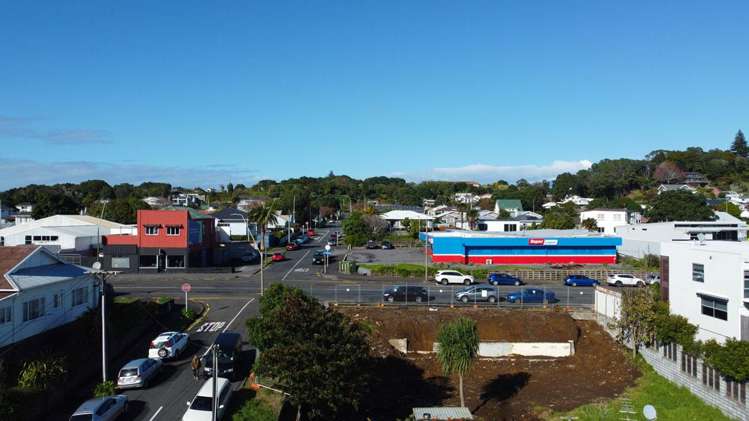 240 Devon Street West New Plymouth Central_3