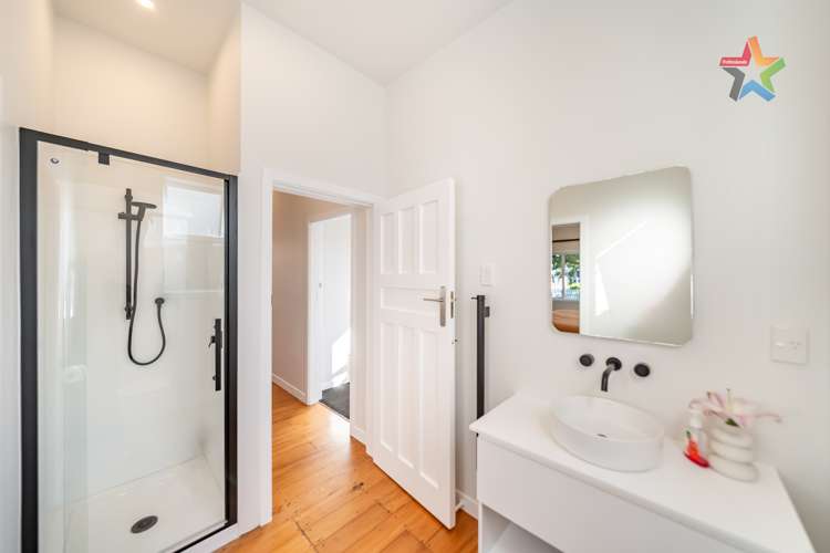 23 Ava Street Petone_14