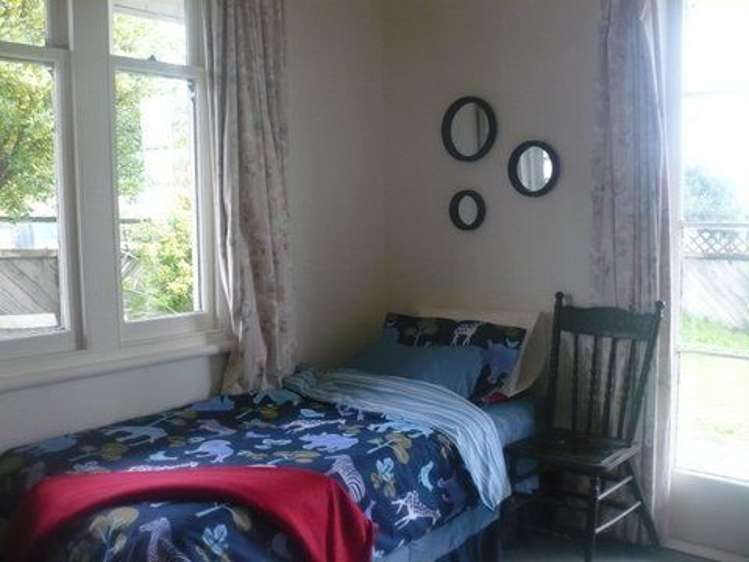 64 Shiel Street Reefton_5