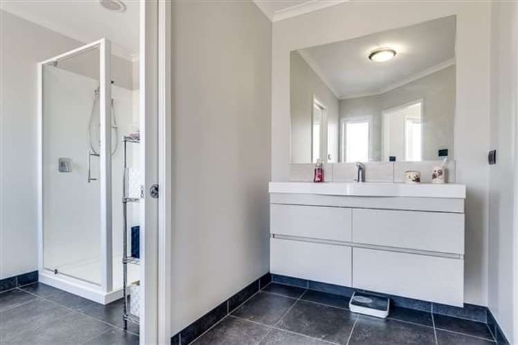 213 Eskridge Drive Eskdale_12