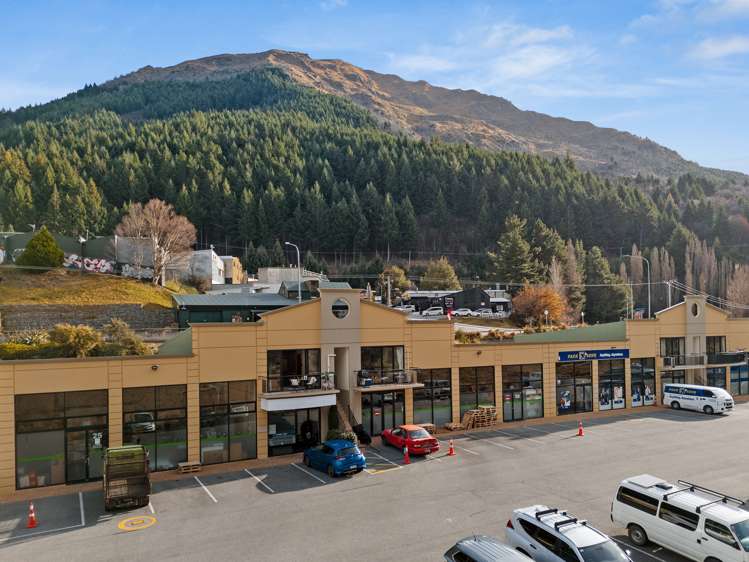 49/159 Gorge Road Queenstown_13