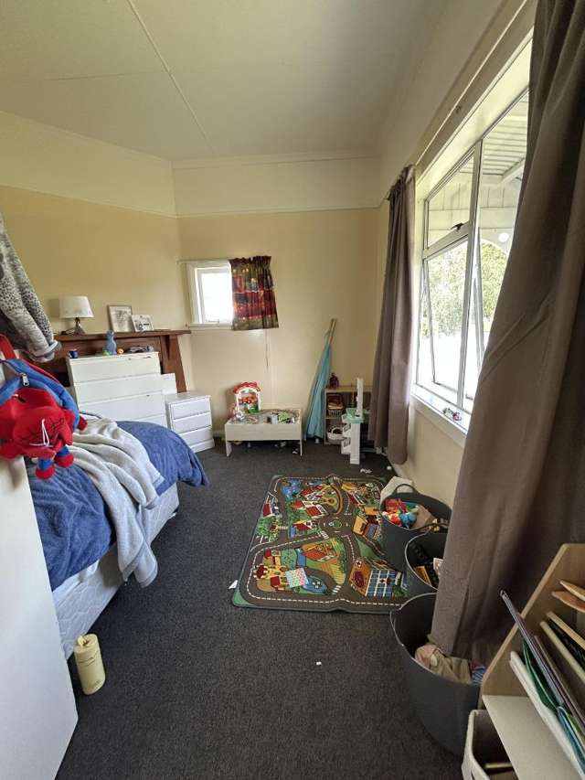 14 Tararua Street 10754_4