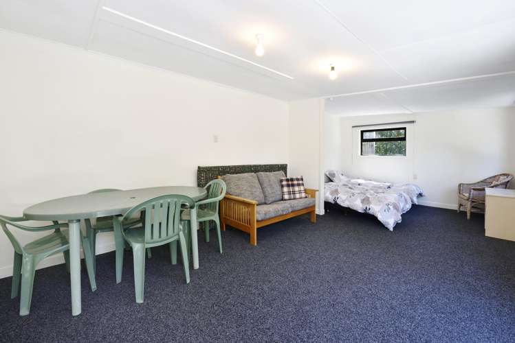 3215 Archers Road Tennyson Inlet_23