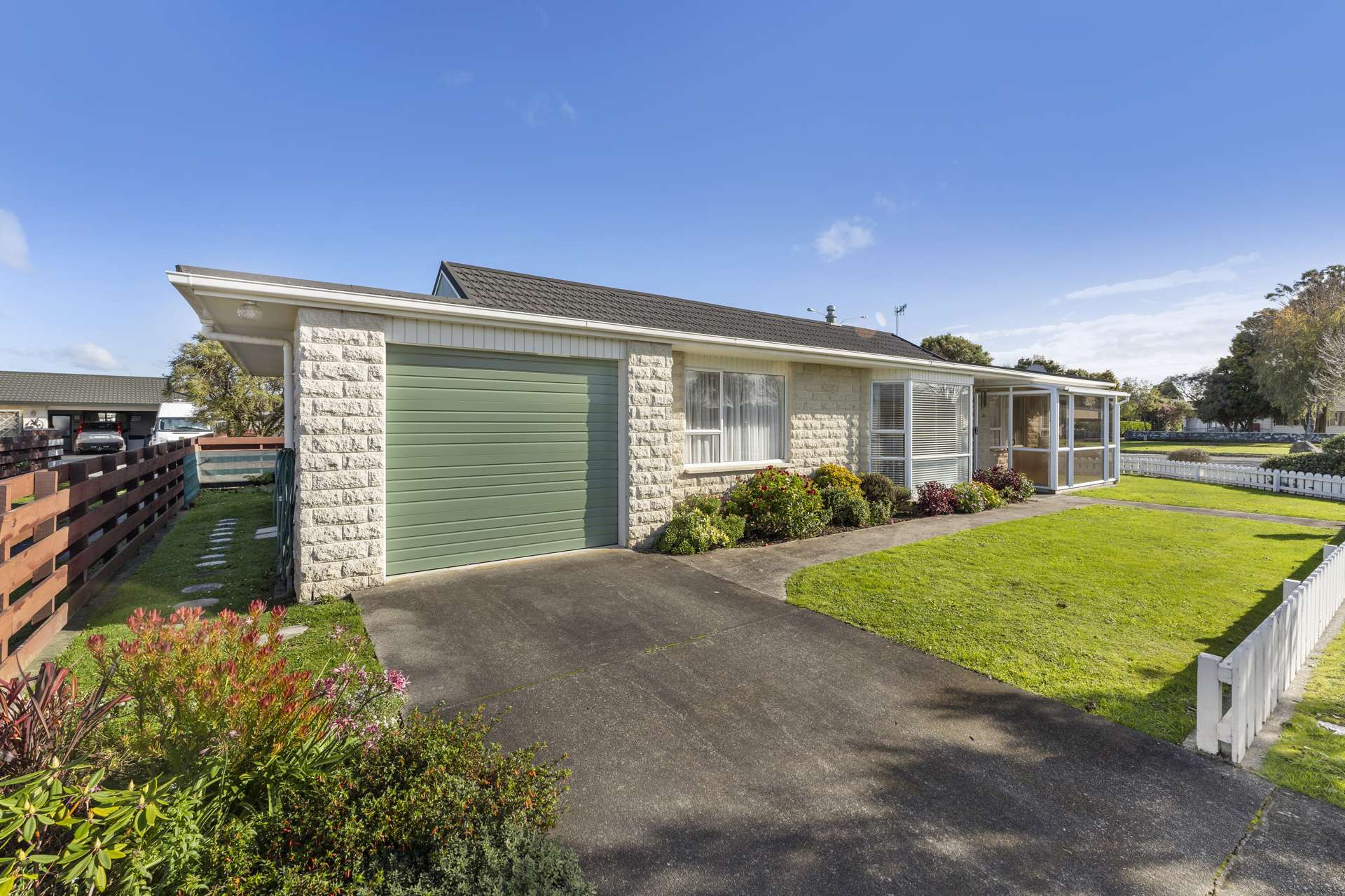 1 Tui Mill Grove Feilding_0