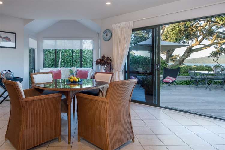 14 Hamana Street Narrow Neck_10