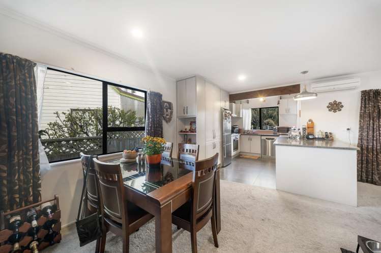 5/4 Taylor Street Blockhouse Bay_12