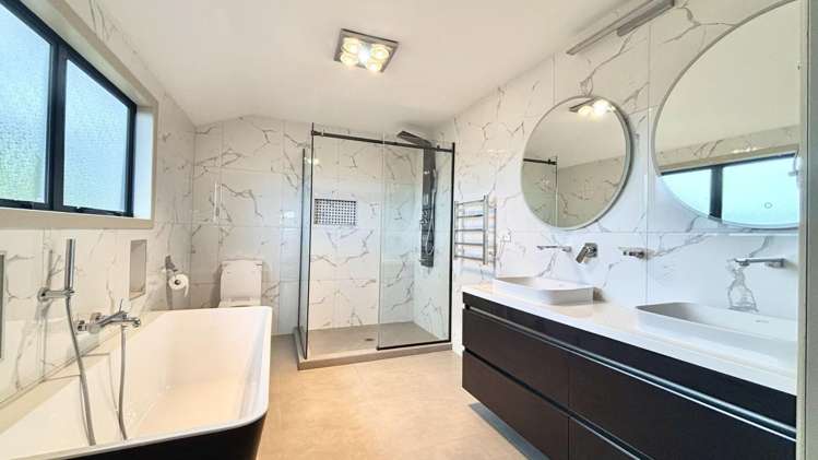16 Waltham Street Henderson_14