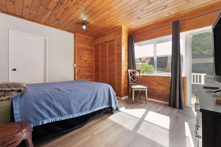 71 Meadway Sunnyhills_16