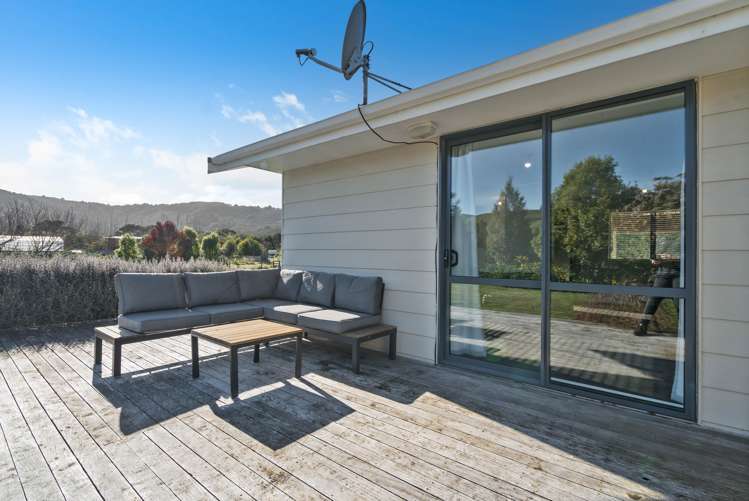 1827 State Highway 2 Tauwharenikau_17