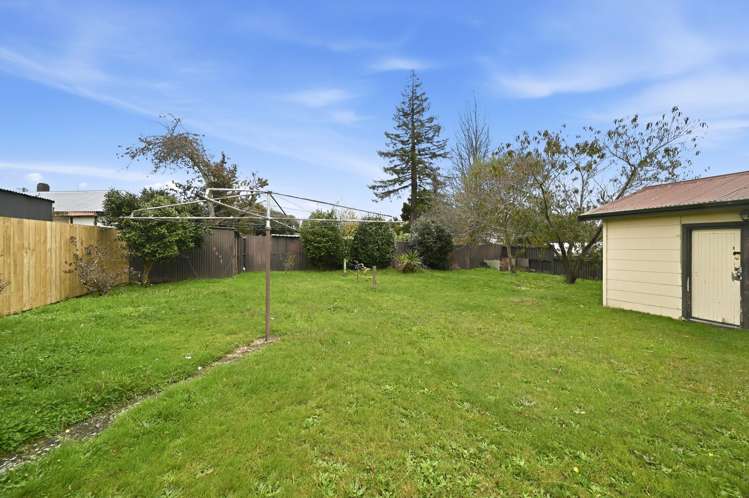 25 Russell Road Fairy Springs_14
