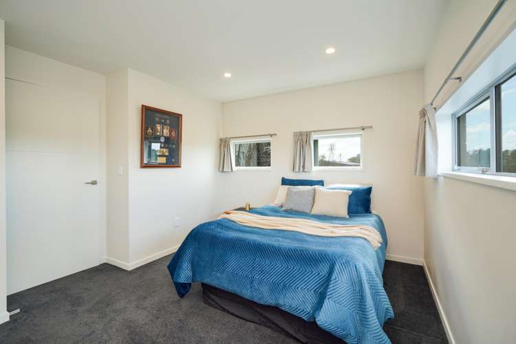 89 Sunrise Drive Seaward Bush_18