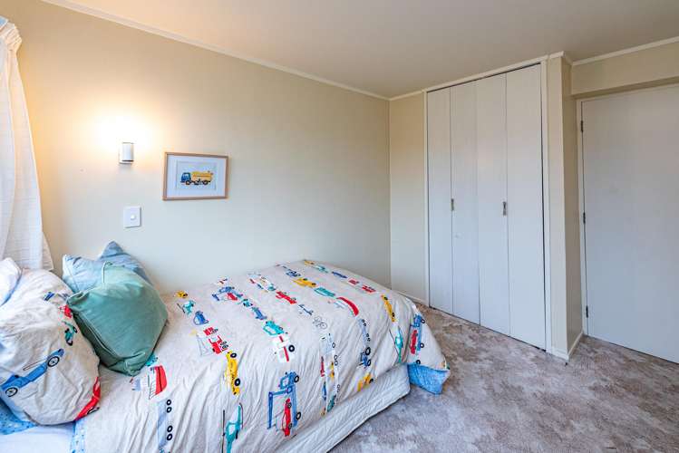 9 Riverbank Road Okoia_24