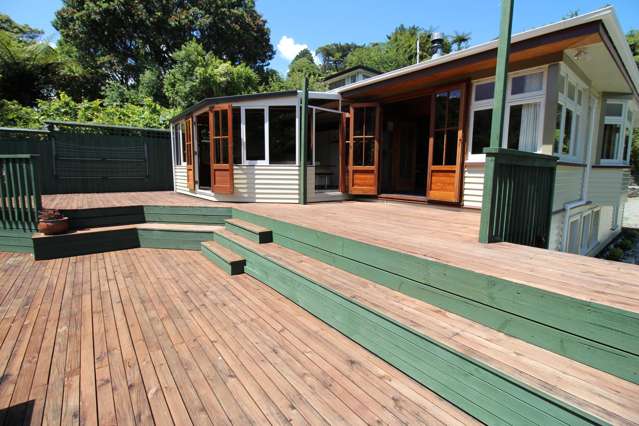 Timeless Character Meets Peaceful Bush Views