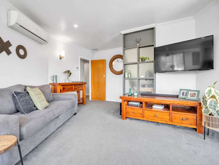 38 Pelorus Street Glenview_9