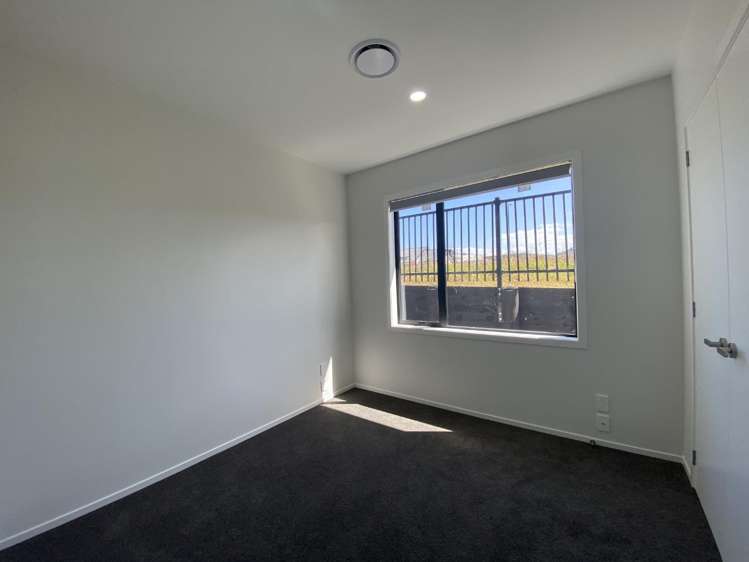 7 Macgregor Lane Wainui_9