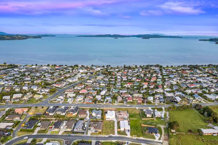 31 Hewson Drive Snells Beach_21