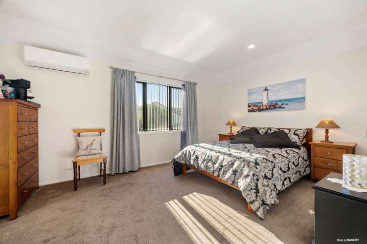 4/36 John Jennings Drive Oteha_12