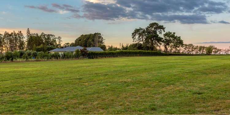 181 Nixon Road Taupaki_8