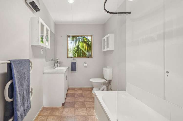 3A Nairn Road Mangakakahi_11