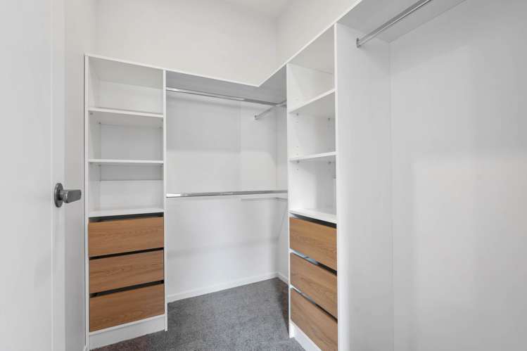 18 & 20 Furlough Road Opaheke_15