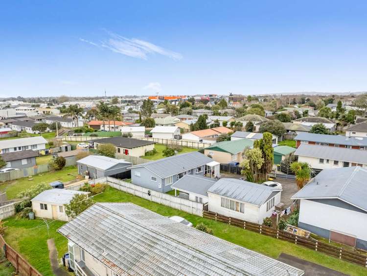 1/126 Porchester Road Papakura_13