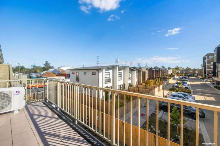 175/172 McLeod Road Te Atatu South_5
