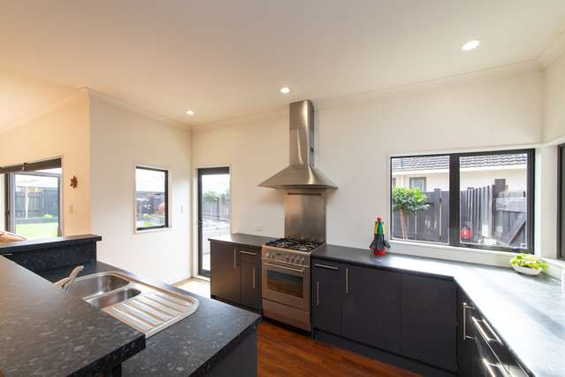 2 Pharazyn Street Feilding_1