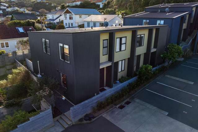EASY COASTAL LIVING WITH LIFESTYLE