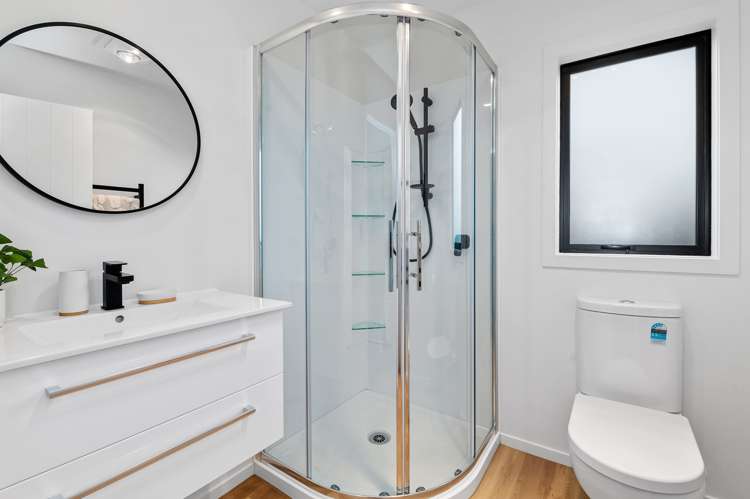 156a Clayton Road Mangakakahi_12