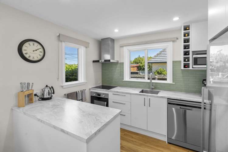 8 Downing Street Hoon Hay_2