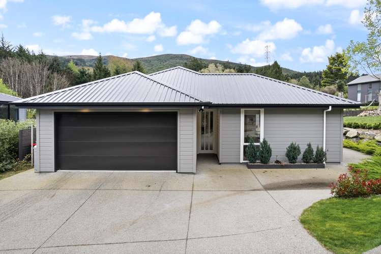 16 Redwoods Lane Helensburgh_20