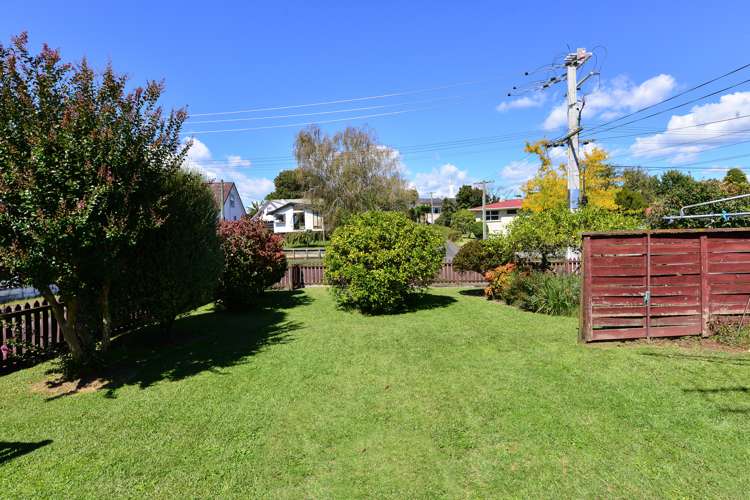 13a Lewis Street Glenview_14