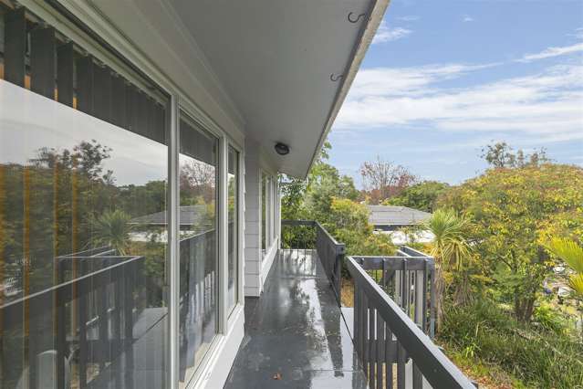 2/57a Hogans Road Glenfield_1