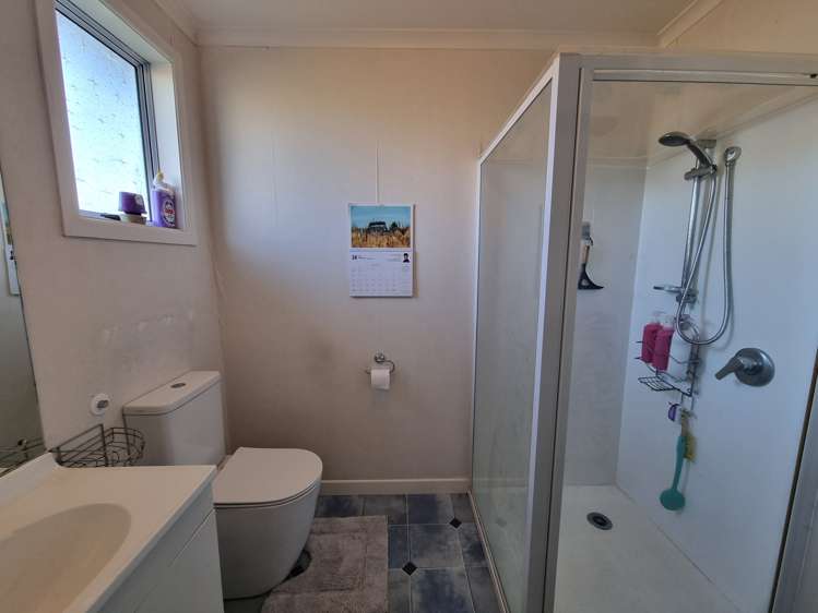 14 Alamein Street Riverton_13