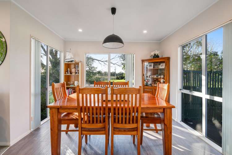 2312 State Highway 16 Helensville_11