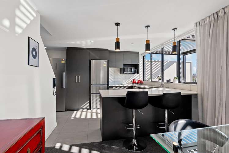 604/12 Latimer Square Christchurch Central_6