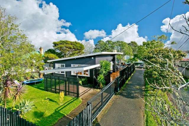 27 Balmain Road Birkenhead_2