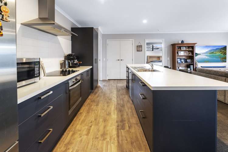 27 Youngberry Drive Richmond_4