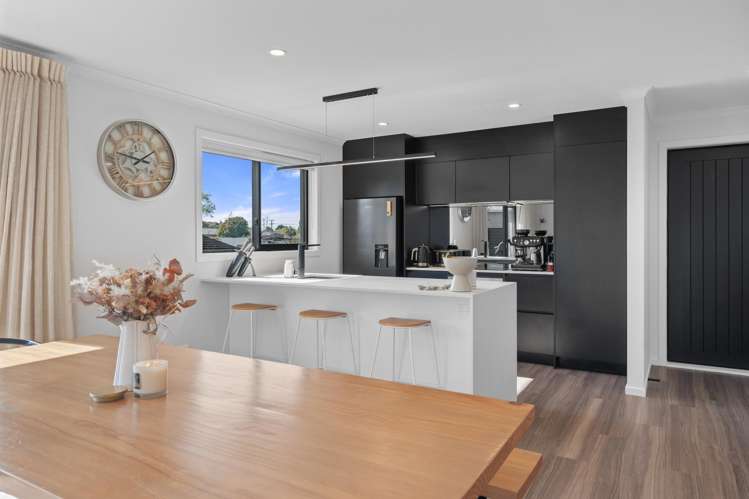 8 Old Orchard Road Solway_4