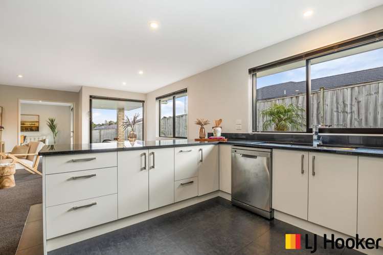 15 Parkgrove Crescent Pokeno_6